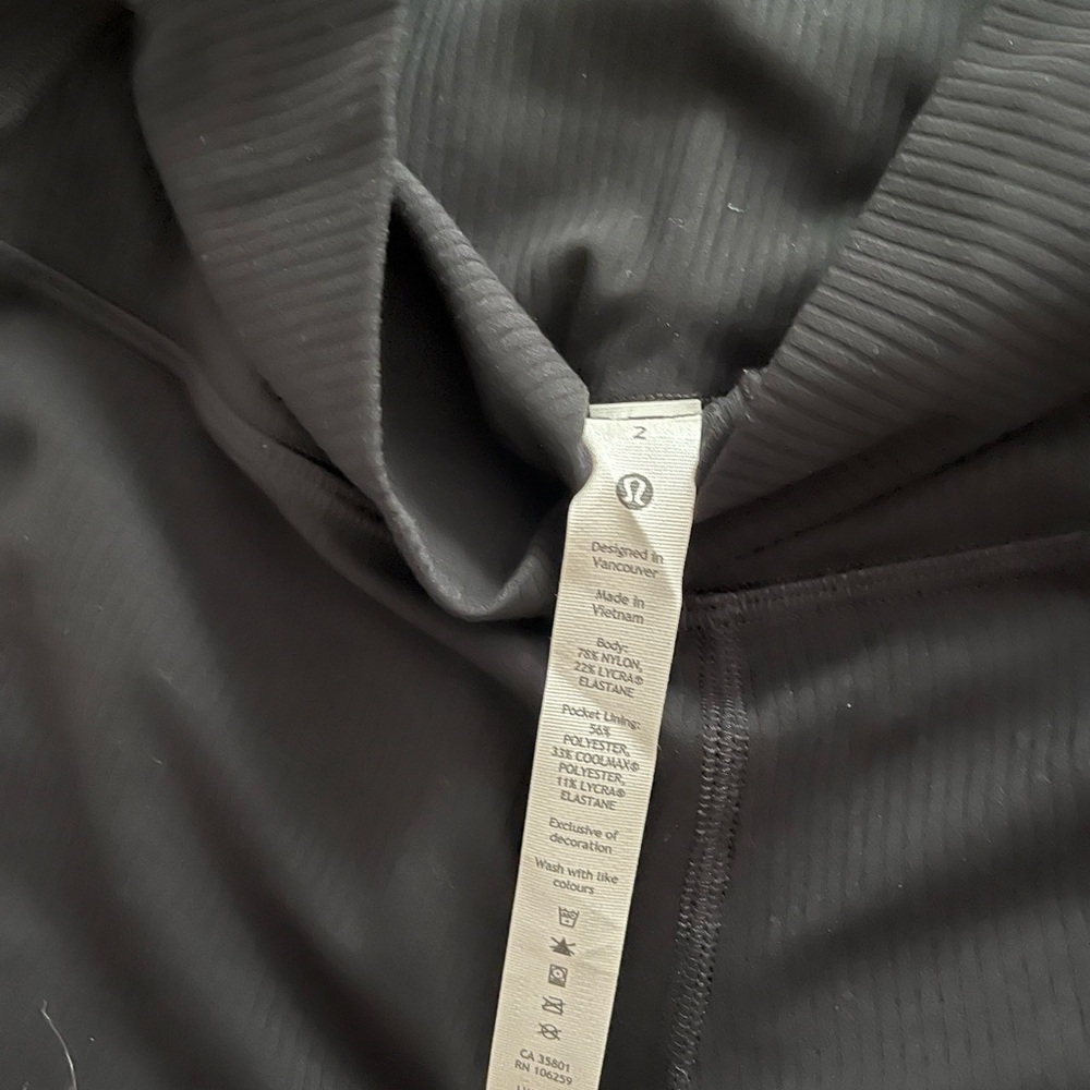 Lululemon Black stretch pants